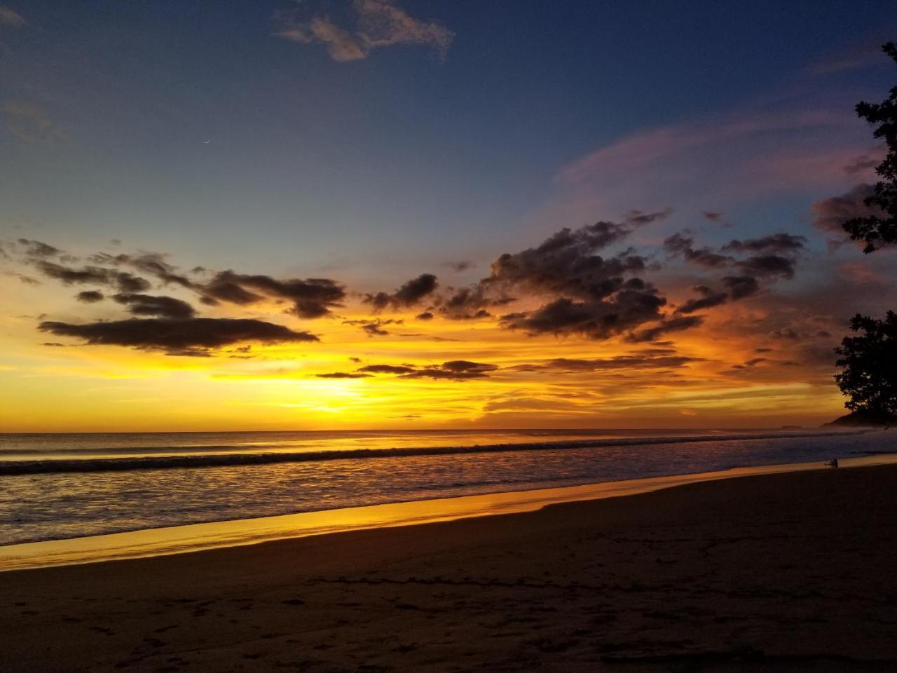 Big Surf House Hotel Managua Buitenkant foto